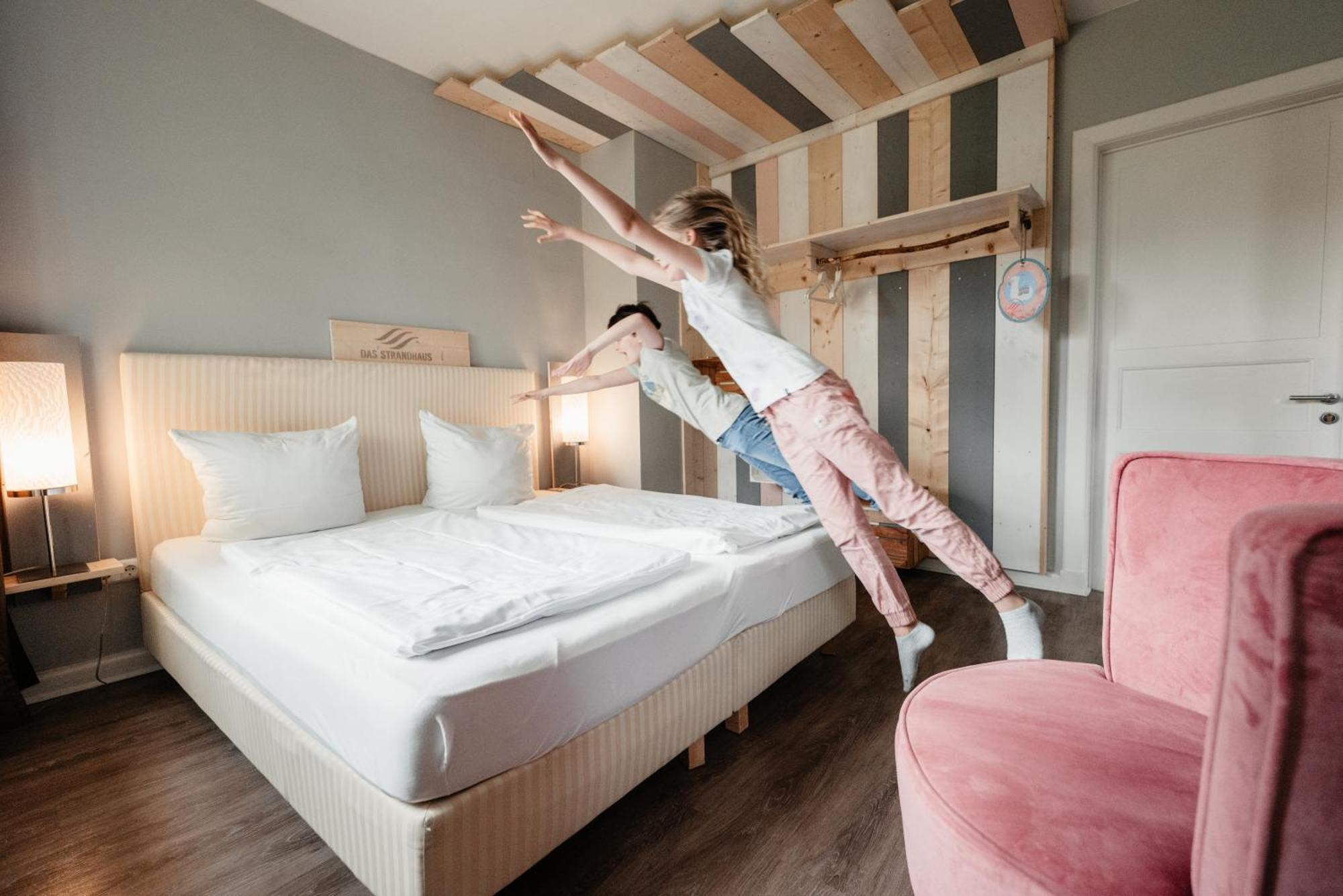 Hotel 'Das Strandhaus' Санкт Петер-Ординг Екстериор снимка
